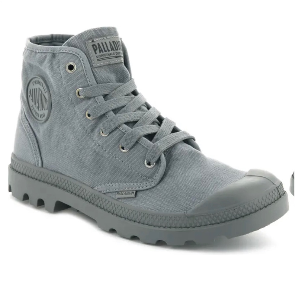 men  Pampa Hi Canvas Boot PALLADIUM, sz 7.5 MINT condition